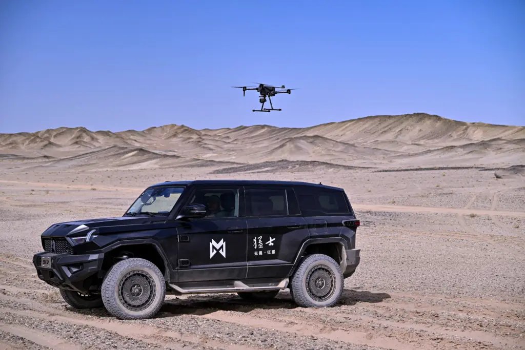 _XUE3375-logo&人物修正